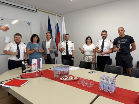 Podpis pogodbe za nakup gasilskega vozila