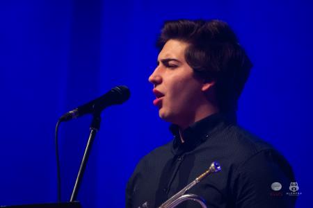 Koncert-Pockaj_2022-03-19_Alenfra__DSC2230_manjse-logo