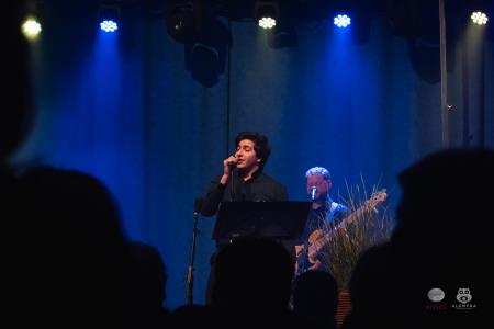 Koncert-Pockaj_2022-03-19_Alenfra__DSC2299_manjse-logo