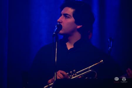 Koncert-Pockaj_2022-03-19_Alenfra__DSC2759_manjse-logo