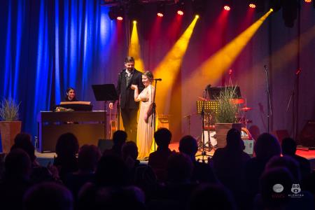 Koncert-Pockaj_2022-03-19_Alenfra__Z6A7650_manjse-logo