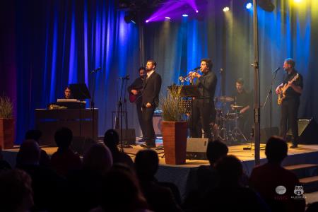 Koncert-Pockaj_2022-03-19_Alenfra__Z6A7703_manjse-logo