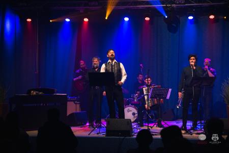 Koncert-Pockaj_2022-03-19_Alenfra__Z6A7828_manjse-logo