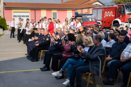 BeGR8-media__5AF2409_vecje