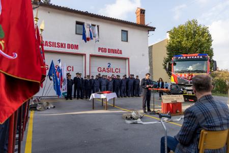 BeGR8-media__5AF2473_vecje