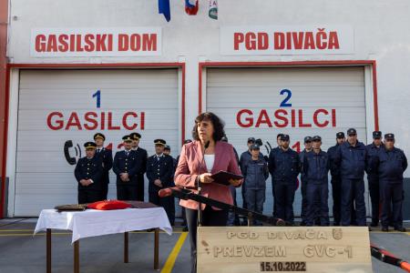 BeGR8-media__5AF2493_vecje