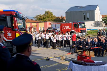 BeGR8-media__5AF2564_vecje