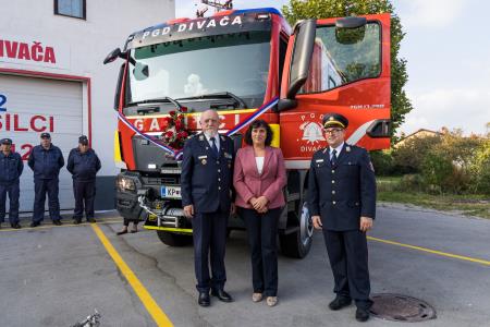 BeGR8-media__5AF2619_vecje