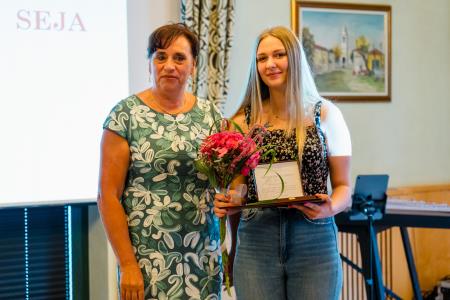 O-Divaca_SSeja_BeGR8-Media__7IV0816_manjse