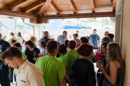 O-Divaca_SSeja_BeGR8-Media__7IV1000_manjse