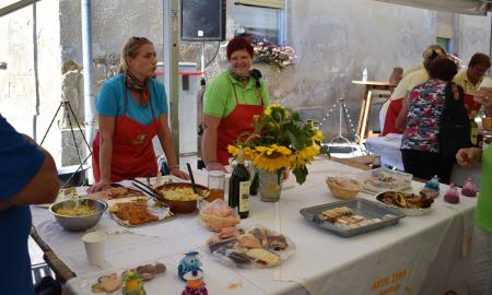 Aktiv žena Senožeče z zlatim priznanjem