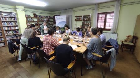 Delavnica ročnega tkanja v KS Senožeče