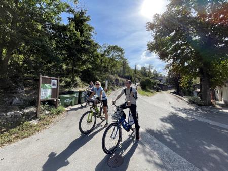 Na kolo za zelen svet in moder planet Na kolo za zelen svet in moder planet 