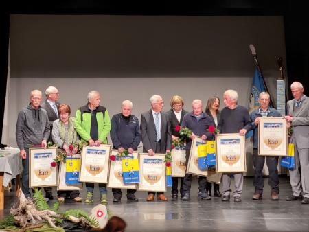 Mirjam Frankovič Franetič je prejemnica svečane listine Planinske zveze Slovenije