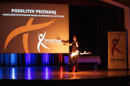 SportnikLeta23-12