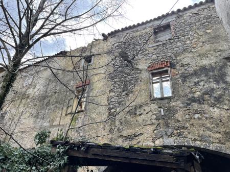 Stara mitnica pred posegom, feb./mar. 2024