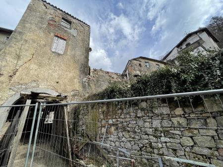 Stara mitnica pred posegom, feb./mar. 2024