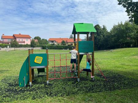 Nova igrala v Parku Sonček