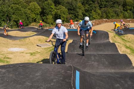 TM_2024-09-20__7RV9866