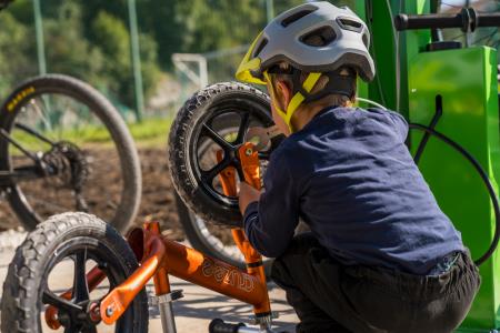 TM_2024-09-20__7RV0041