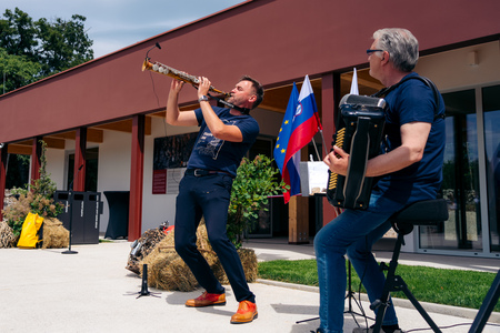 Otvoritev_Divaska-jama__7RV3544_BeGR8-Media_manjse