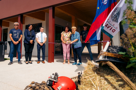 Otvoritev_Divaska-jama__7RV3679_BeGR8-Media_manjse