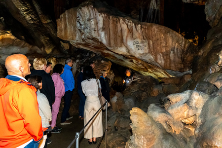 Otvoritev_Divaska-jama__A673746_BeGR8-Media_manjse