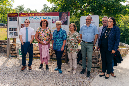 Otvoritev_Divaska-jama__A673803_BeGR8-Media_manjse