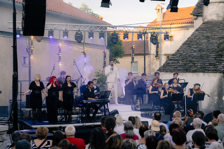 O-Divaca_Seja-koncert__7RV5615_BeGR8-Media_manjse