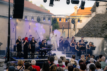 O-Divaca_Seja-koncert__7RV5618_BeGR8-Media_manjse