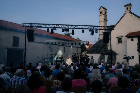 O-Divaca_Seja-koncert__7RV5889_BeGR8-Media_manjse