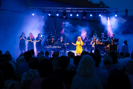 O-Divaca_Seja-koncert__7RV5942_BeGR8-Media_manjse