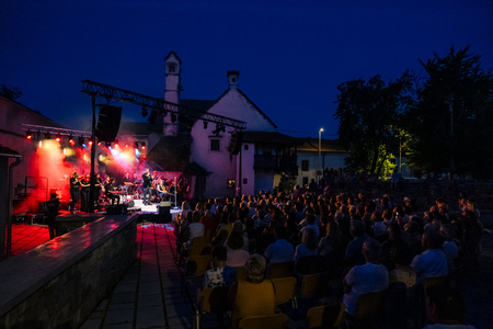 O-Divaca_Seja-koncert__7RV6055_BeGR8-Media_manjse