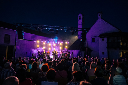 O-Divaca_Seja-koncert__7RV6098_BeGR8-Media_manjse