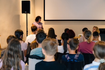 Sprejem-Ucencev__7RV4675_BeGR8-Media_manjse