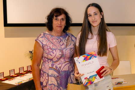 Sprejem-Ucencev__7RV4742_BeGR8-Media_manjse