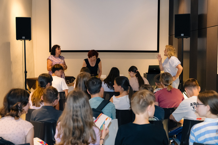 Sprejem-Ucencev__7RV4763_BeGR8-Media_manjse