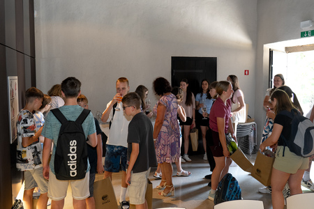 Sprejem-Ucencev__7RV4786_BeGR8-Media_manjse