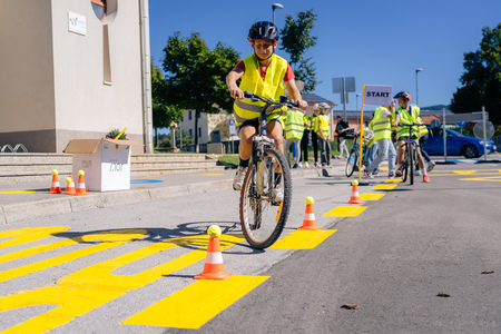 ETM_2025-09-18__7RV9070_BeGR8-Media_Manjse