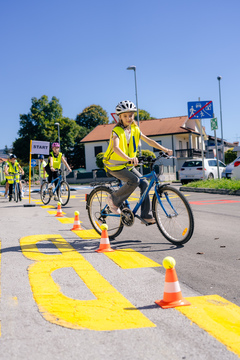 ETM_2025-09-18__7RV9120_BeGR8-Media_Manjse