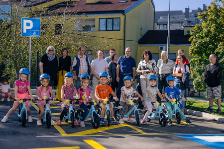 ETM_2025-09-18__7RV9546_BeGR8-Media_Manjse