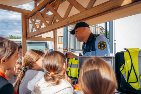 ETM-2025-09-22__7RV2204_BeGR8-Media_Manjse