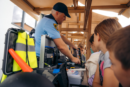 ETM-2025-09-22__7RV2215_BeGR8-Media_Manjse