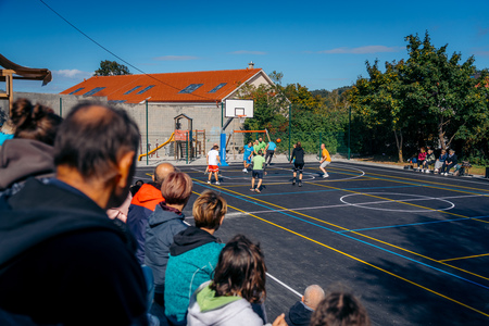 ETM-2025-09-27__7RV2632_BeGR8-Media_Manjse