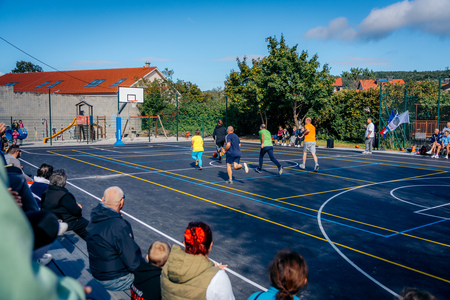 ETM-2025-09-27__7RV2650_BeGR8-Media_Manjse