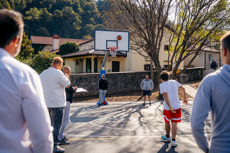 ETM-2025-09-27__7RV2727_BeGR8-Media_Manjse