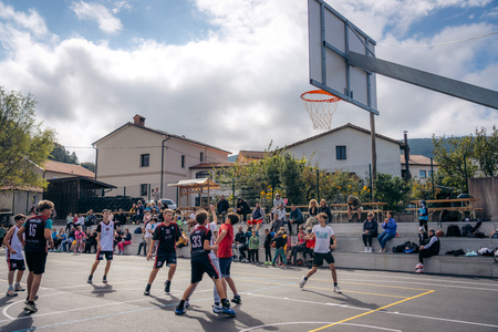 ETM-2025-09-27__7RV2863_BeGR8-Media_Manjse