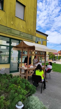 8aa5e9e8-8ed0-4a38-b0c9-56eb78185d3f