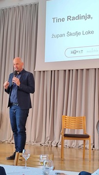 b45c17e3-dbbf-45d4-a6fa-207333462aee