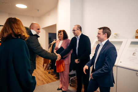 O-Divaca_Zupanjin-sprejem__7RV8311_BeGR8-Media_Manjse